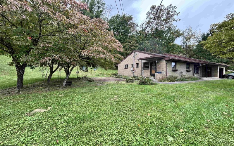 717 Maple Avenue, Philippi, West Virginia 26416, 3 Bedroom Bedrooms, 5 Room Rooms,1 BathroomBathrooms,Single Family Detached,For Sale,Maple,0,10167121