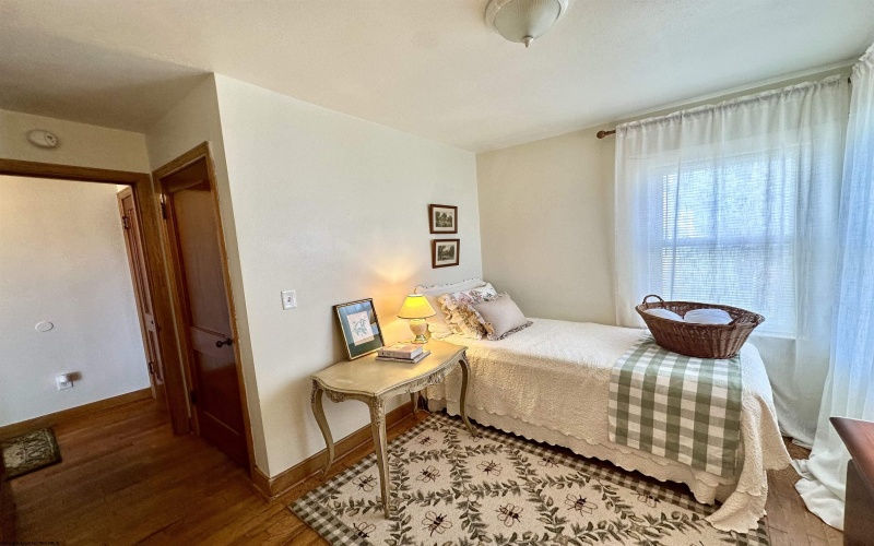 620 Collins Avenue, Clarksburg, West Virginia 26301, 2 Bedroom Bedrooms, 5 Room Rooms,1 BathroomBathrooms,Single Family Detached,For Sale,Collins,0,10167120