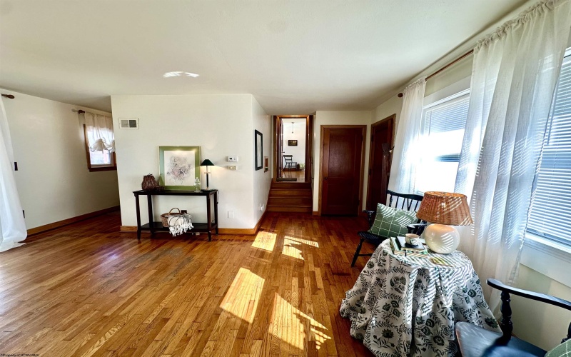 620 Collins Avenue, Clarksburg, West Virginia 26301, 2 Bedroom Bedrooms, 5 Room Rooms,1 BathroomBathrooms,Single Family Detached,For Sale,Collins,0,10167120