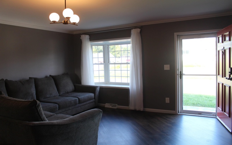 1614 Crestmont Circle, Fairmont, West Virginia 26554, 4 Bedroom Bedrooms, 11 Room Rooms,2 BathroomBathrooms,Single Family Detached,For Sale,Crestmont,0,10167116