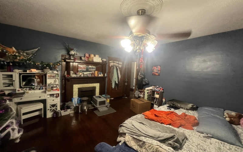 1309 West Virginia Avenue, Clarksburg, West Virginia 26301, 4 Bedroom Bedrooms, 11 Room Rooms,2 BathroomBathrooms,Single Family Detached,For Sale,West Virginia,0,10167115