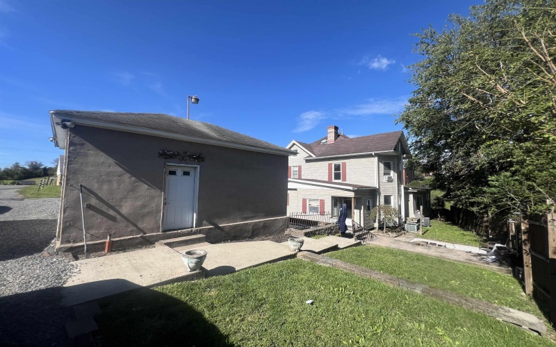 1309 West Virginia Avenue, Clarksburg, West Virginia 26301, 4 Bedroom Bedrooms, 11 Room Rooms,2 BathroomBathrooms,Single Family Detached,For Sale,West Virginia,0,10167115