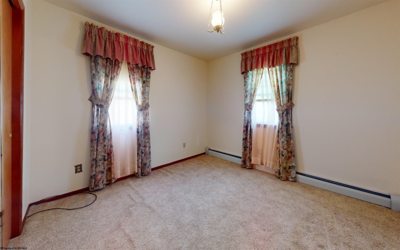 147 REDWOOD Street, Grafton, West Virginia 26354, 4 Bedroom Bedrooms, 10 Room Rooms,2 BathroomBathrooms,Single Family Detached,For Sale,REDWOOD,0,10167129
