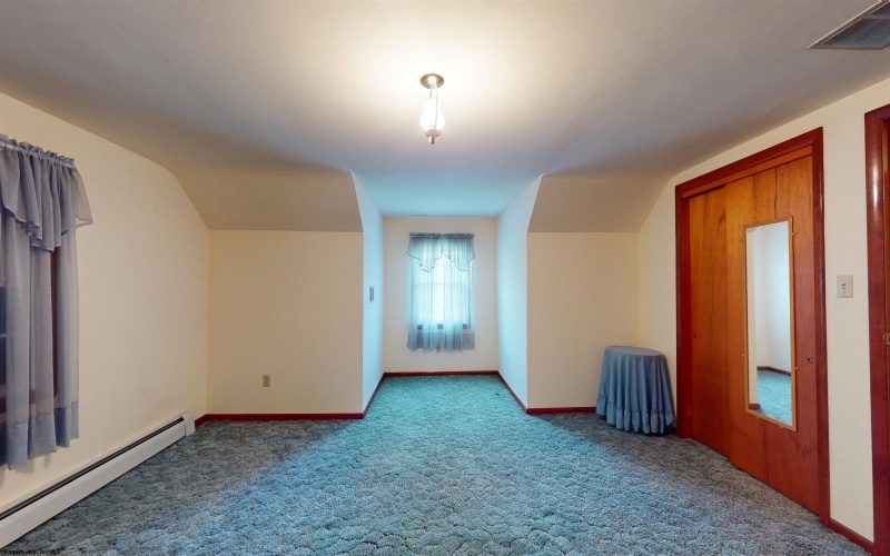 147 REDWOOD Street, Grafton, West Virginia 26354, 4 Bedroom Bedrooms, 10 Room Rooms,2 BathroomBathrooms,Single Family Detached,For Sale,REDWOOD,0,10167129