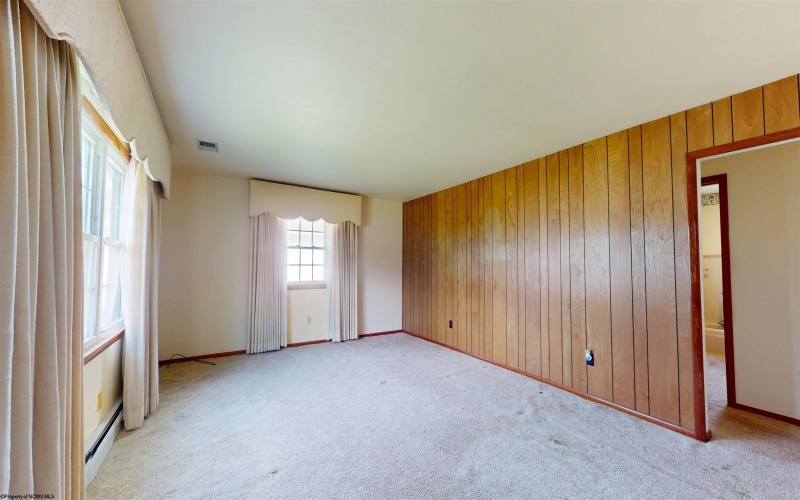 147 REDWOOD Street, Grafton, West Virginia 26354, 4 Bedroom Bedrooms, 10 Room Rooms,2 BathroomBathrooms,Single Family Detached,For Sale,REDWOOD,0,10167129