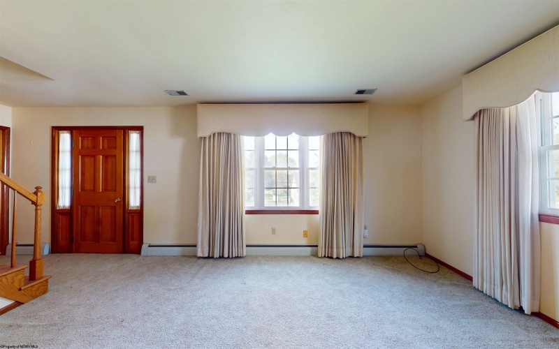 147 REDWOOD Street, Grafton, West Virginia 26354, 4 Bedroom Bedrooms, 10 Room Rooms,2 BathroomBathrooms,Single Family Detached,For Sale,REDWOOD,0,10167129