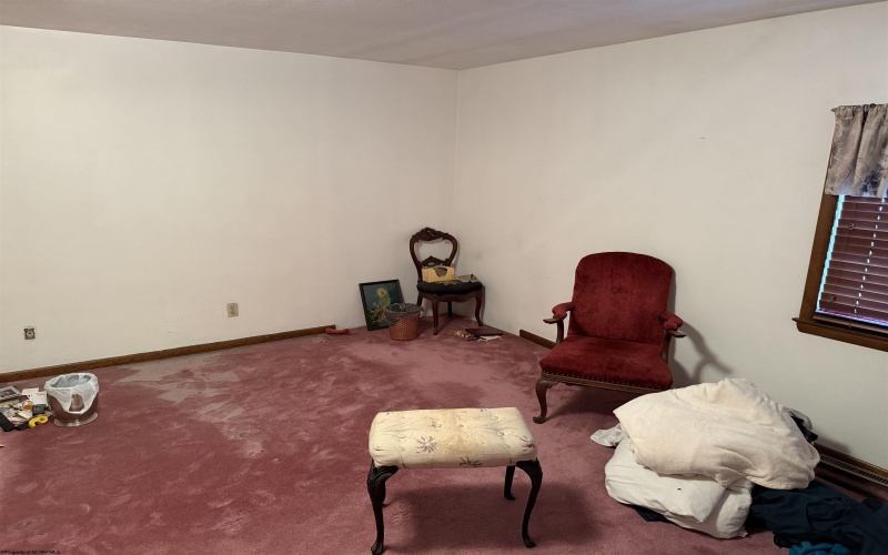 306 Naomi Street, Fairmont, West Virginia 26554, 5 Bedroom Bedrooms, 9 Room Rooms,2 BathroomBathrooms,Single Family Detached,For Sale,Naomi,0,10167128