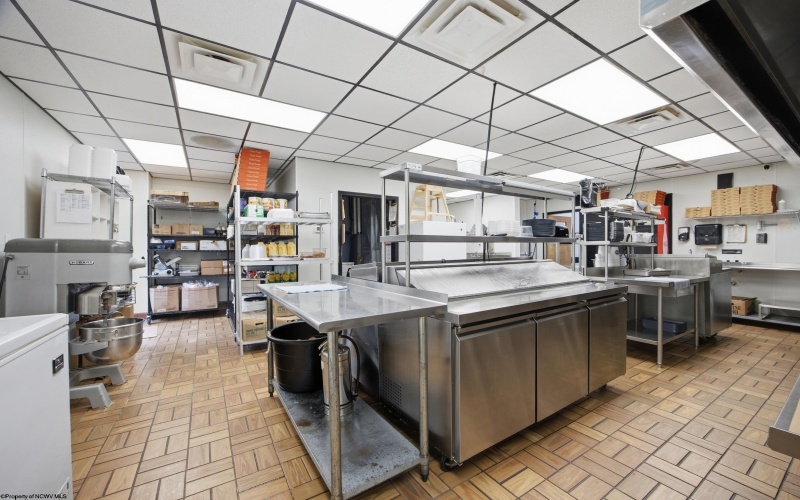 354 US Hwy 33 East, Weston, West Virginia 26452, 0 , 0 ,0,Commercial (for Sale),For Sale,US Hwy 33,0,10167138