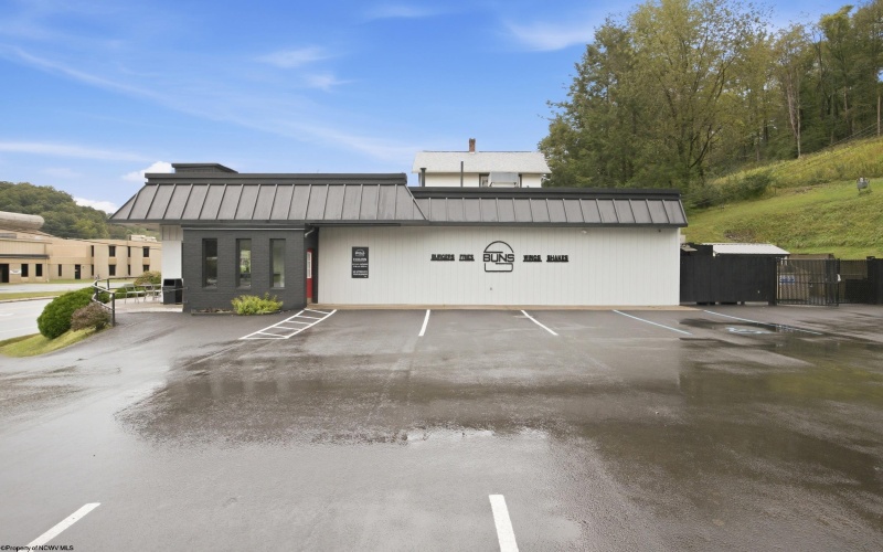 354 US Hwy 33 East, Weston, West Virginia 26452, 0 , 0 ,0,Commercial (for Sale),For Sale,US Hwy 33,0,10167138
