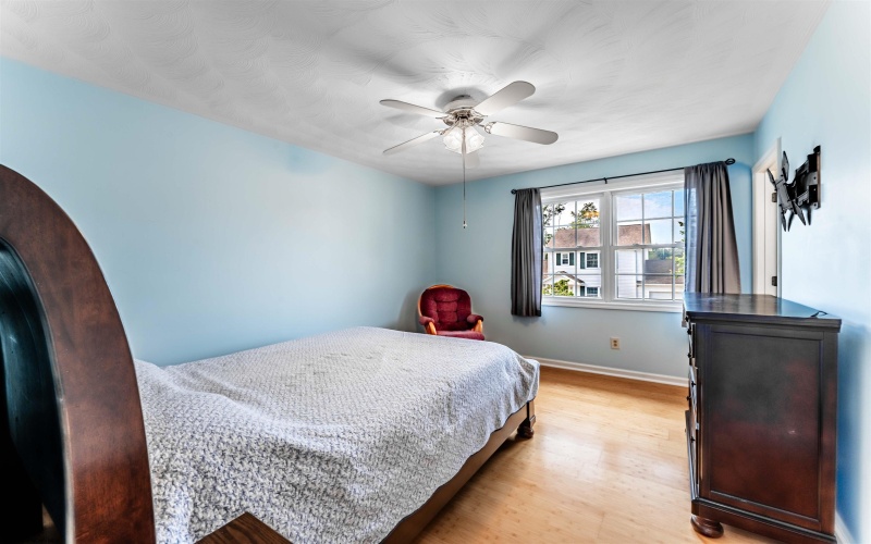 4018 Pinehurst Drive, Morgantown, West Virginia 26505, 2 Bedroom Bedrooms, 5 Room Rooms,2 BathroomBathrooms,Single Family Attached,For Sale,Pinehurst,0,10167136