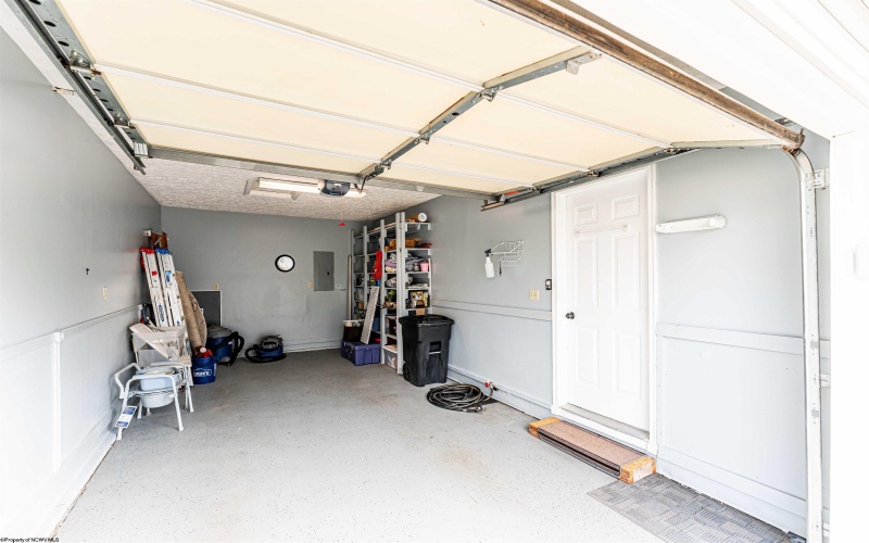 4018 Pinehurst Drive, Morgantown, West Virginia 26505, 2 Bedroom Bedrooms, 5 Room Rooms,2 BathroomBathrooms,Single Family Attached,For Sale,Pinehurst,0,10167136