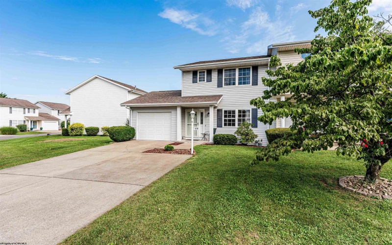 4018 Pinehurst Drive, Morgantown, West Virginia 26505, 2 Bedroom Bedrooms, 5 Room Rooms,2 BathroomBathrooms,Single Family Attached,For Sale,Pinehurst,0,10167136