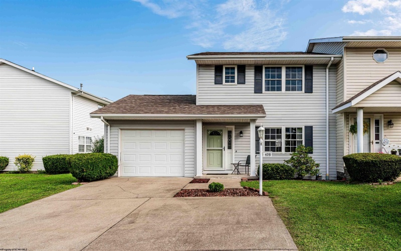 4018 Pinehurst Drive, Morgantown, West Virginia 26505, 2 Bedroom Bedrooms, 5 Room Rooms,2 BathroomBathrooms,Single Family Attached,For Sale,Pinehurst,0,10167136