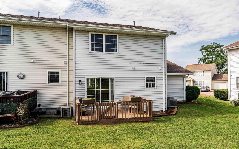 4018 Pinehurst Drive, Morgantown, West Virginia 26505, 2 Bedroom Bedrooms, 5 Room Rooms,2 BathroomBathrooms,Single Family Attached,For Sale,Pinehurst,0,10167136