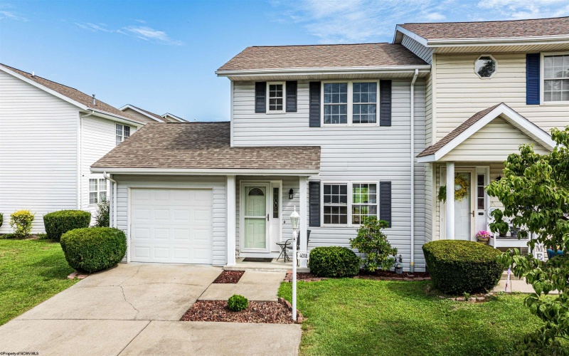 4018 Pinehurst Drive, Morgantown, West Virginia 26505, 2 Bedroom Bedrooms, 5 Room Rooms,2 BathroomBathrooms,Single Family Attached,For Sale,Pinehurst,0,10167136