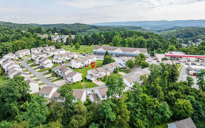 4018 Pinehurst Drive, Morgantown, West Virginia 26505, 2 Bedroom Bedrooms, 5 Room Rooms,2 BathroomBathrooms,Single Family Attached,For Sale,Pinehurst,0,10167136