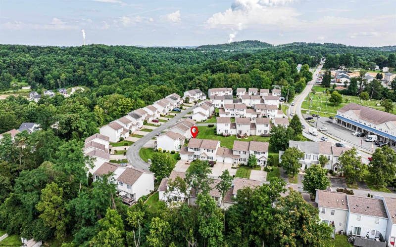 4018 Pinehurst Drive, Morgantown, West Virginia 26505, 2 Bedroom Bedrooms, 5 Room Rooms,2 BathroomBathrooms,Single Family Attached,For Sale,Pinehurst,0,10167136