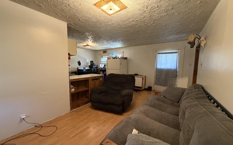 115 McGary Avenue, Weston, West Virginia 26452, 1 Bedroom Bedrooms, 5 Room Rooms,1 BathroomBathrooms,Single Family Detached,For Sale,McGary,0,10167134