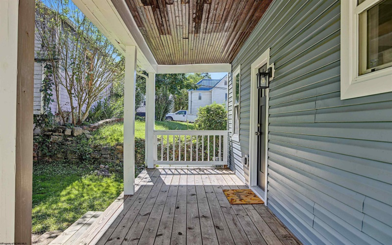 530 Walnut Avenue, Fairmont, West Virginia 26554, 4 Bedroom Bedrooms, 9 Room Rooms,3 BathroomBathrooms,Single Family Detached,For Sale,Walnut,0,10167142