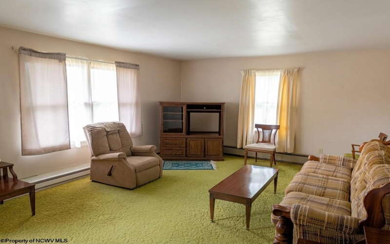119 High Street, Shinnston, West Virginia 26431-1208, 1 Bedroom Bedrooms, 5 Room Rooms,1 BathroomBathrooms,Single Family Detached,For Sale,High,0,10167143