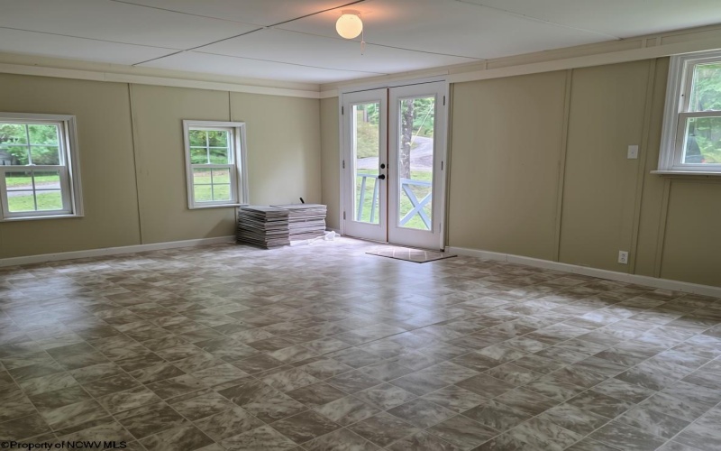 5543 Calvert Shaver Road, Terra Alta, West Virginia 26764, 4 Bedroom Bedrooms, 9 Room Rooms,2 BathroomBathrooms,Single Family Detached,For Sale,Calvert Shaver,0,10167146