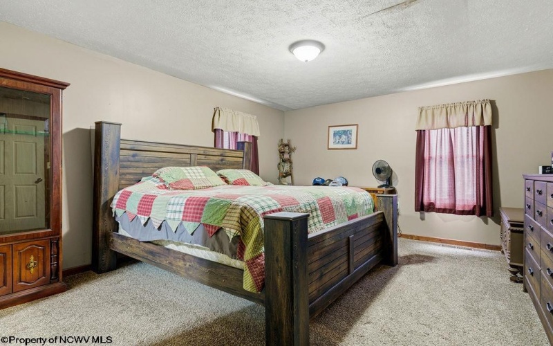 163 Sunburst Drive, Clarksburg, West Virginia 26301, 3 Bedroom Bedrooms, 7 Room Rooms,2 BathroomBathrooms,Single Family Detached,For Sale,Sunburst,0,10167147