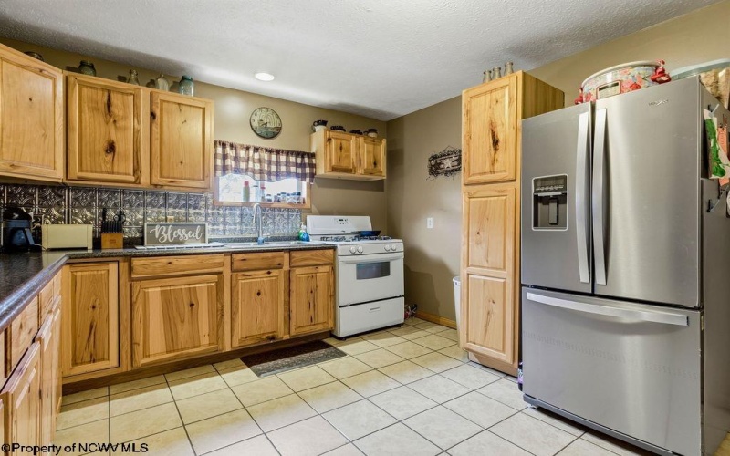 163 Sunburst Drive, Clarksburg, West Virginia 26301, 3 Bedroom Bedrooms, 7 Room Rooms,2 BathroomBathrooms,Single Family Detached,For Sale,Sunburst,0,10167147