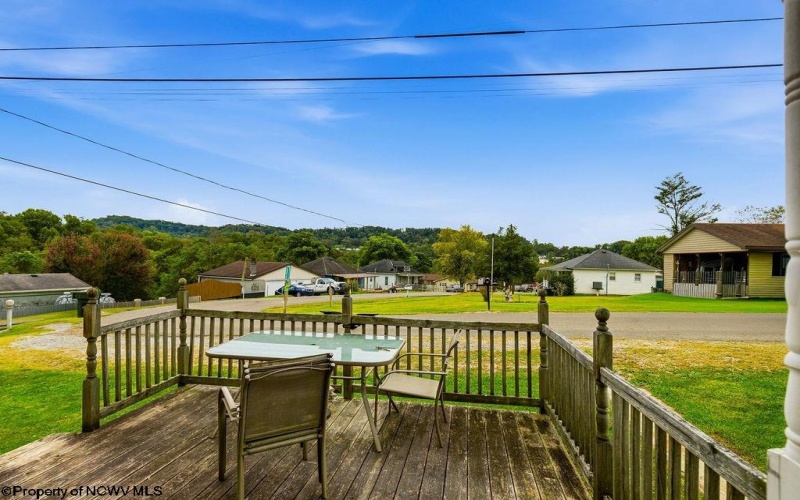 163 Sunburst Drive, Clarksburg, West Virginia 26301, 3 Bedroom Bedrooms, 7 Room Rooms,2 BathroomBathrooms,Single Family Detached,For Sale,Sunburst,0,10167147