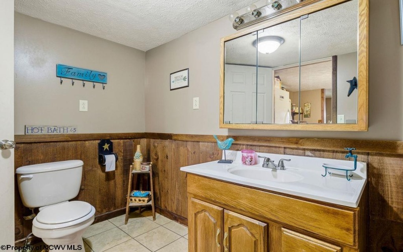 163 Sunburst Drive, Clarksburg, West Virginia 26301, 3 Bedroom Bedrooms, 7 Room Rooms,2 BathroomBathrooms,Single Family Detached,For Sale,Sunburst,0,10167147
