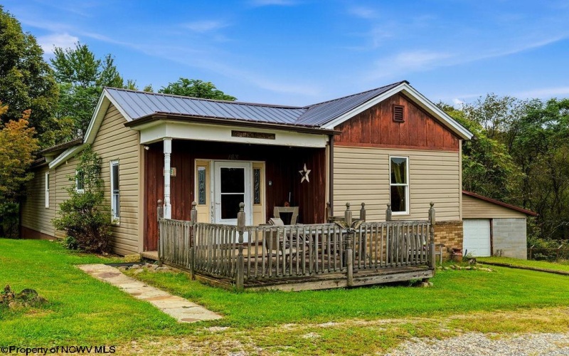 163 Sunburst Drive, Clarksburg, West Virginia 26301, 3 Bedroom Bedrooms, 7 Room Rooms,2 BathroomBathrooms,Single Family Detached,For Sale,Sunburst,0,10167147