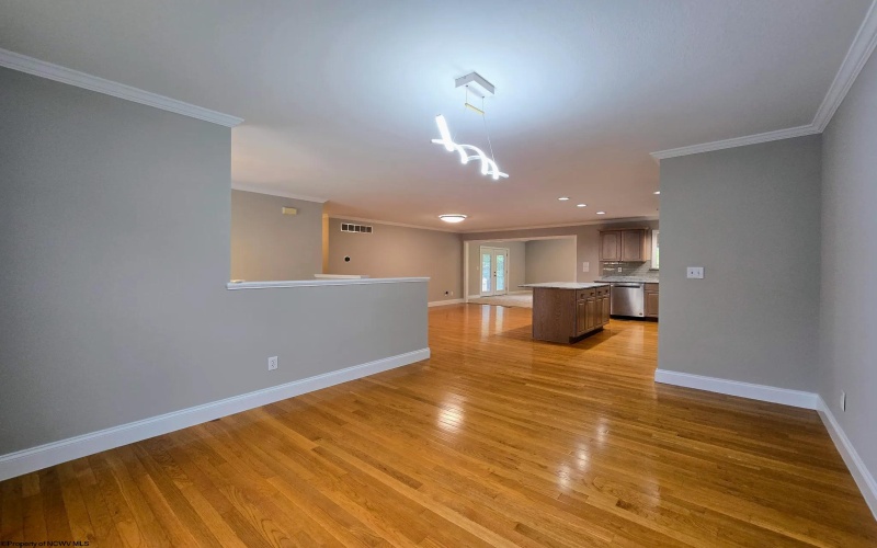 255 Hanalei Drive, Morgantown, West Virginia 26508, 3 Bedroom Bedrooms, 7 Room Rooms,3 BathroomBathrooms,Single Family Detached,For Sale,Hanalei,0,10167148