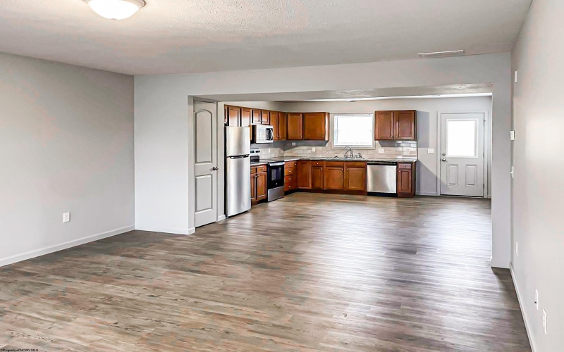 254 Main Street, Bruceton Mills, West Virginia 26525, 3 Bedroom Bedrooms, 5 Room Rooms,2 BathroomBathrooms,Residential Rentals,For Rent,Main,0,10167157