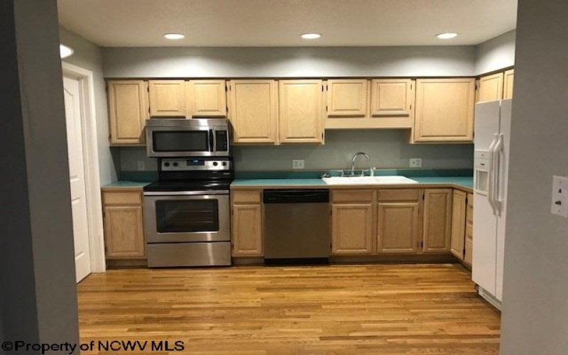 703 Lakeview Estates, Morgantown, West Virginia 26508, 2 Bedroom Bedrooms, 6 Room Rooms,4 BathroomBathrooms,Residential Rentals,For Rent,Lakeview,0,10167168 703 Lakeview Estates, Morgantown, West Virginia 26508, 2 Bedroom Bedrooms, 6 Room Rooms,4 BathroomBathrooms,Residential Rentals,For Rent,Lakeview,0,10167168