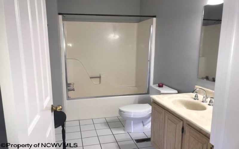 703 Lakeview Estates, Morgantown, West Virginia 26508, 2 Bedroom Bedrooms, 6 Room Rooms,4 BathroomBathrooms,Residential Rentals,For Rent,Lakeview,0,10167168 703 Lakeview Estates, Morgantown, West Virginia 26508, 2 Bedroom Bedrooms, 6 Room Rooms,4 BathroomBathrooms,Residential Rentals,For Rent,Lakeview,0,10167168