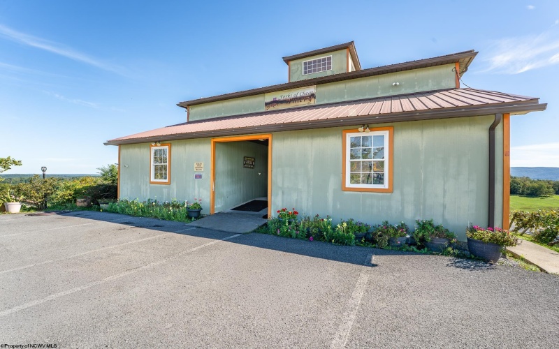 2811 Stewartstown Road, Morgantown, West Virginia 26508, 0 , 0 ,0,Commercial (for Sale),For Sale,Stewartstown,0,10167160