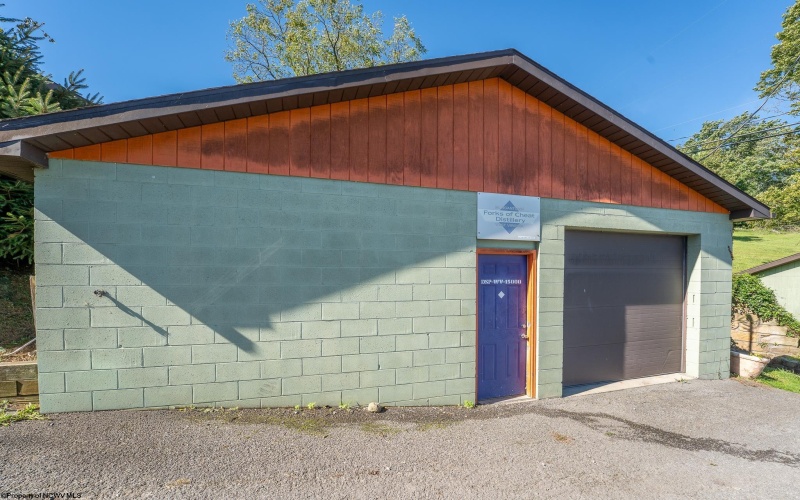 2811 Stewartstown Road, Morgantown, West Virginia 26508, 0 , 0 ,0,Commercial (for Sale),For Sale,Stewartstown,0,10167160