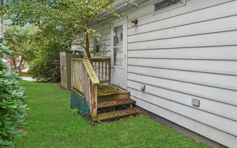 350 Virginia Avenue, Morgantown, West Virginia 26505, 3 Bedroom Bedrooms, 6 Room Rooms,2 BathroomBathrooms,Single Family Detached,For Sale,Virginia,0,10167150