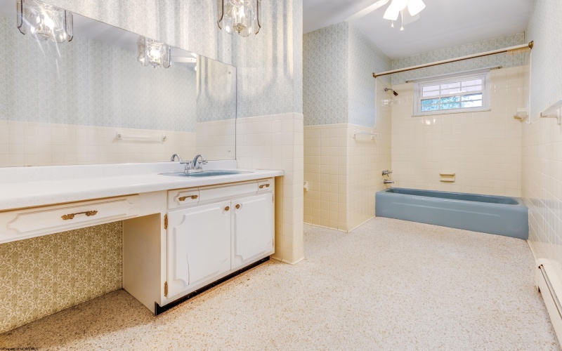 853 Vandalia Road, Morgantown, West Virginia 26501, 4 Bedroom Bedrooms, 11 Room Rooms,2 BathroomBathrooms,Single Family Detached,For Sale,Vandalia,0,10167152