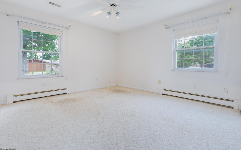 853 Vandalia Road, Morgantown, West Virginia 26501, 4 Bedroom Bedrooms, 11 Room Rooms,2 BathroomBathrooms,Single Family Detached,For Sale,Vandalia,0,10167152