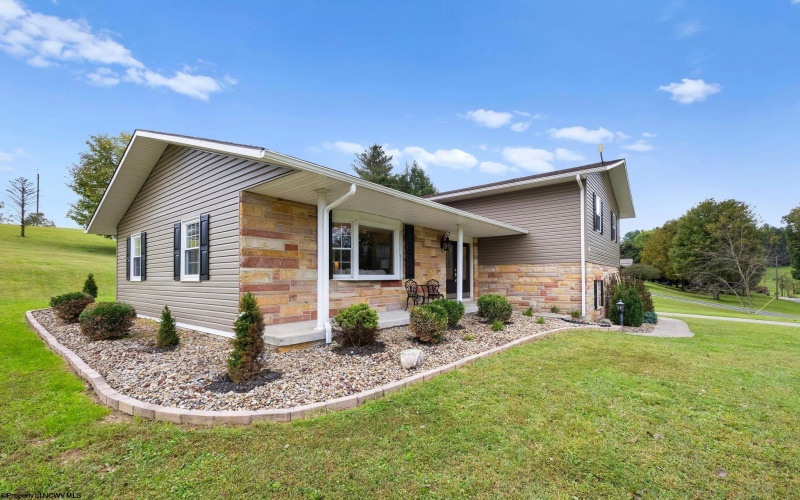 139 Hickory Flat Road, Buckhannon, West Virginia 26201, 4 Bedroom Bedrooms, 12 Room Rooms,2 BathroomBathrooms,Single Family Detached,For Sale,Hickory Flat,0,10167154