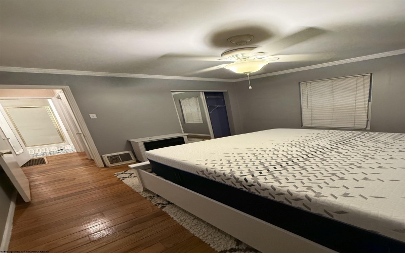 100 Bell Run Road, Fairmont, West Virginia 26554, 2 Bedroom Bedrooms, 6 Room Rooms,1 BathroomBathrooms,Single Family Detached,For Sale,Bell Run,0,10167155