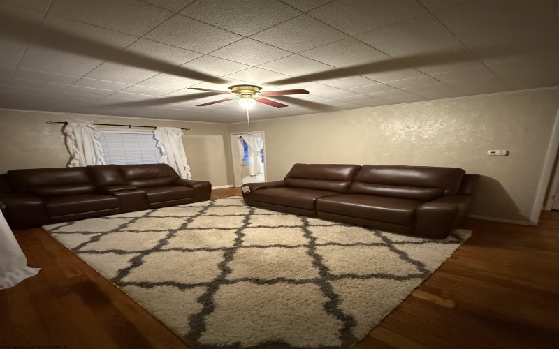 100 Bell Run Road, Fairmont, West Virginia 26554, 2 Bedroom Bedrooms, 6 Room Rooms,1 BathroomBathrooms,Single Family Detached,For Sale,Bell Run,0,10167155