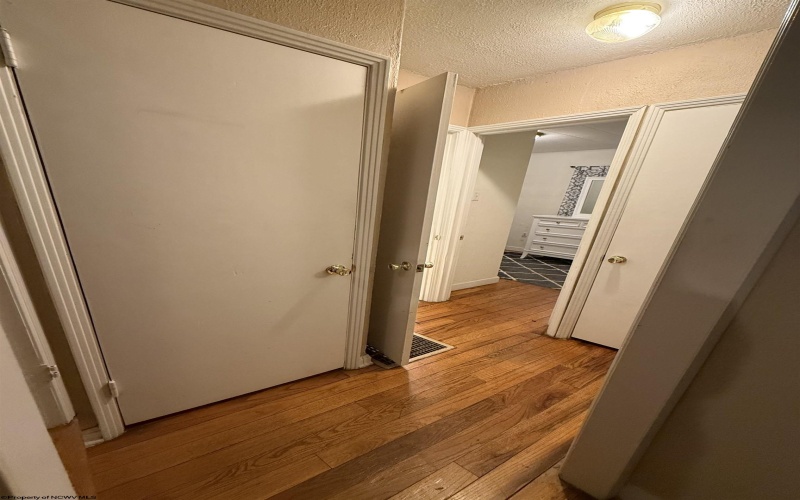 100 Bell Run Road, Fairmont, West Virginia 26554, 2 Bedroom Bedrooms, 6 Room Rooms,1 BathroomBathrooms,Single Family Detached,For Sale,Bell Run,0,10167155