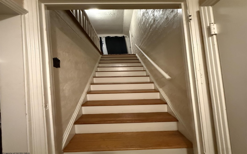 100 Bell Run Road, Fairmont, West Virginia 26554, 2 Bedroom Bedrooms, 6 Room Rooms,1 BathroomBathrooms,Single Family Detached,For Sale,Bell Run,0,10167155