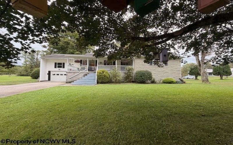 106 Lough Lane, Elkins, West Virginia 26241, 3 Bedroom Bedrooms, 6 Room Rooms,2 BathroomBathrooms,Single Family Detached,For Sale,Lough,0,10167164