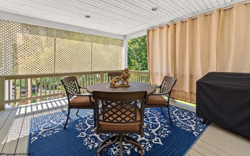 2276 Kingwood Pike, Morgantown, West Virginia 26508, 2 Bedroom Bedrooms, 10 Room Rooms,2 BathroomBathrooms,Single Family Detached,For Sale,Kingwood,0,10167167