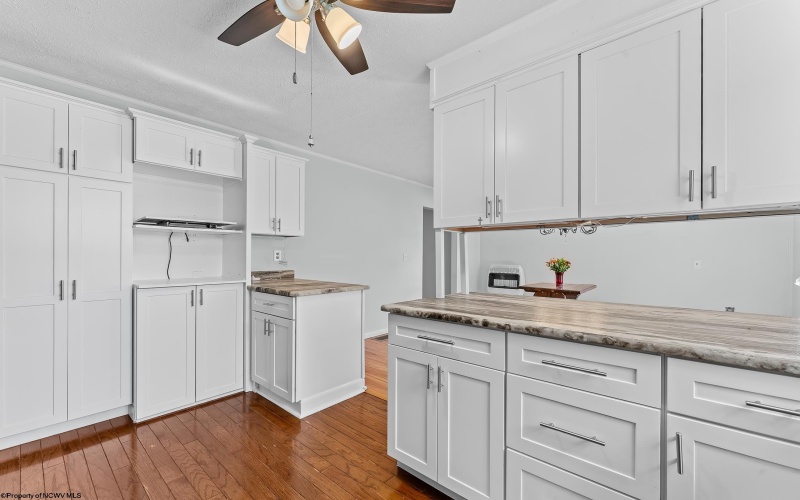 2276 Kingwood Pike, Morgantown, West Virginia 26508, 2 Bedroom Bedrooms, 10 Room Rooms,2 BathroomBathrooms,Single Family Detached,For Sale,Kingwood,0,10167167