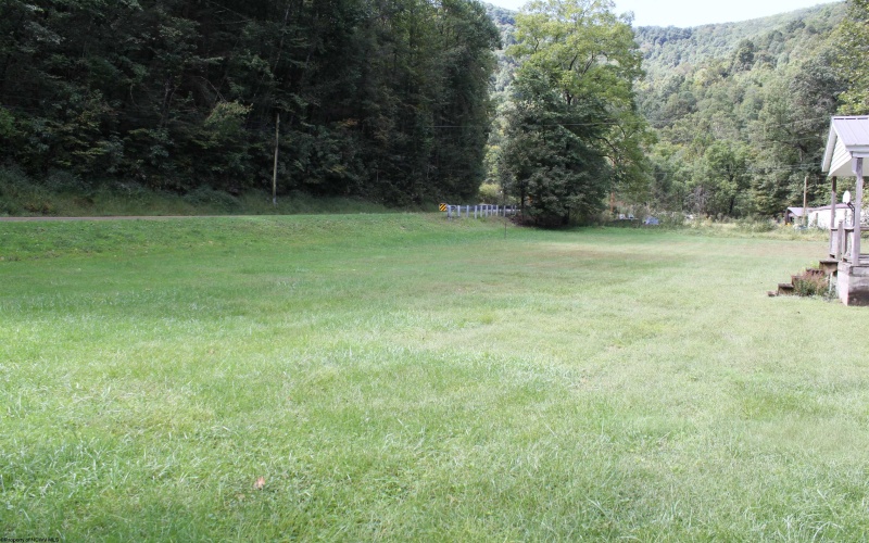4477 Diana Drive, Webster Springs, West Virginia 26288-0000, 3 Bedroom Bedrooms, 9 Room Rooms,2 BathroomBathrooms,Single Family Detached,For Sale,Diana,0,10167169