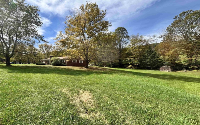 2031 Morgantown Pike, Belington, West Virginia 26250, 3 Bedroom Bedrooms, 7 Room Rooms,1 BathroomBathrooms,Single Family Detached,For Sale,Morgantown,0,10167171