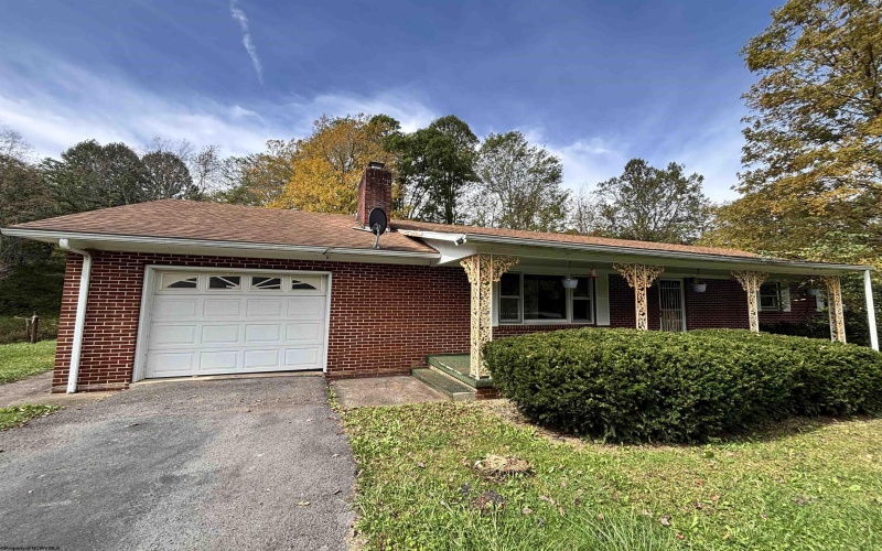 2031 Morgantown Pike, Belington, West Virginia 26250, 3 Bedroom Bedrooms, 7 Room Rooms,1 BathroomBathrooms,Single Family Detached,For Sale,Morgantown,0,10167171
